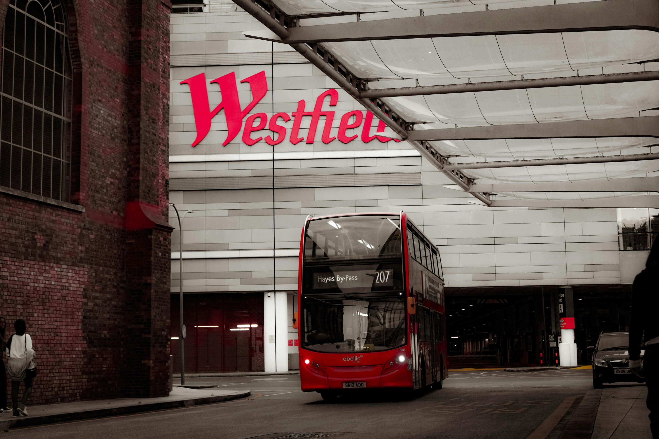 London Westfield shopping centre evacuated over ‘bomb scare’