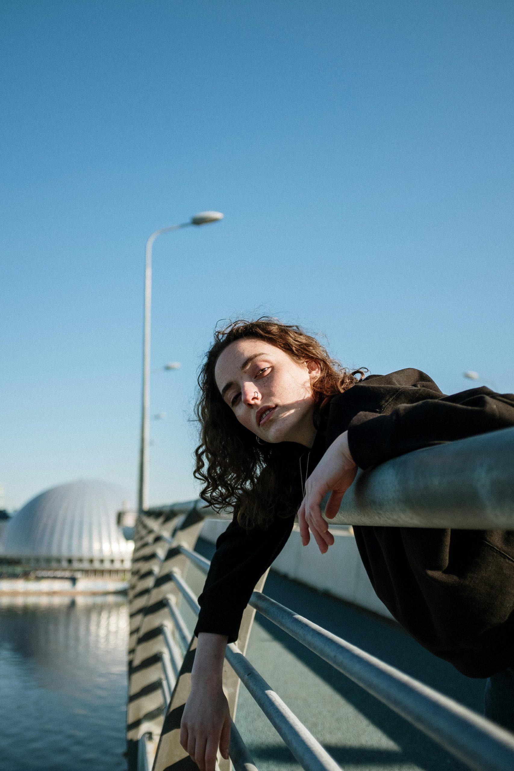 I saved a girl from killing herself by pulling her off the railing of Vauxhall Bridge.