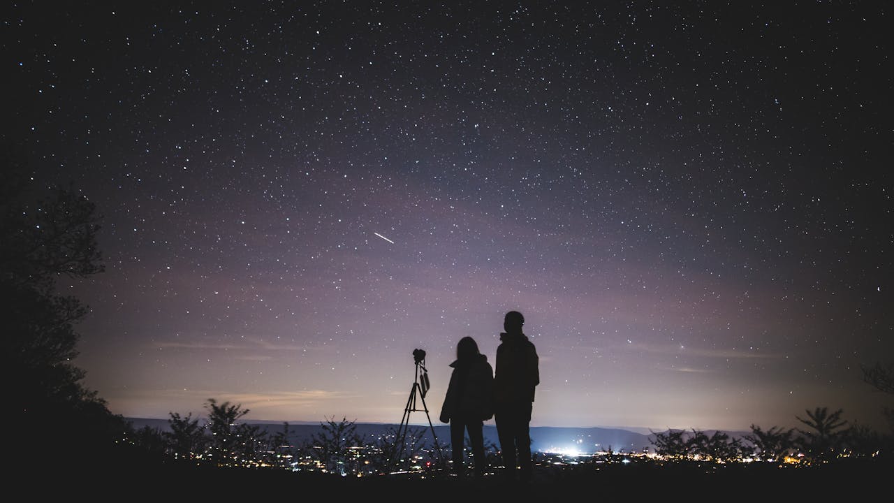 Best places in and around London for stargazing with a telescope