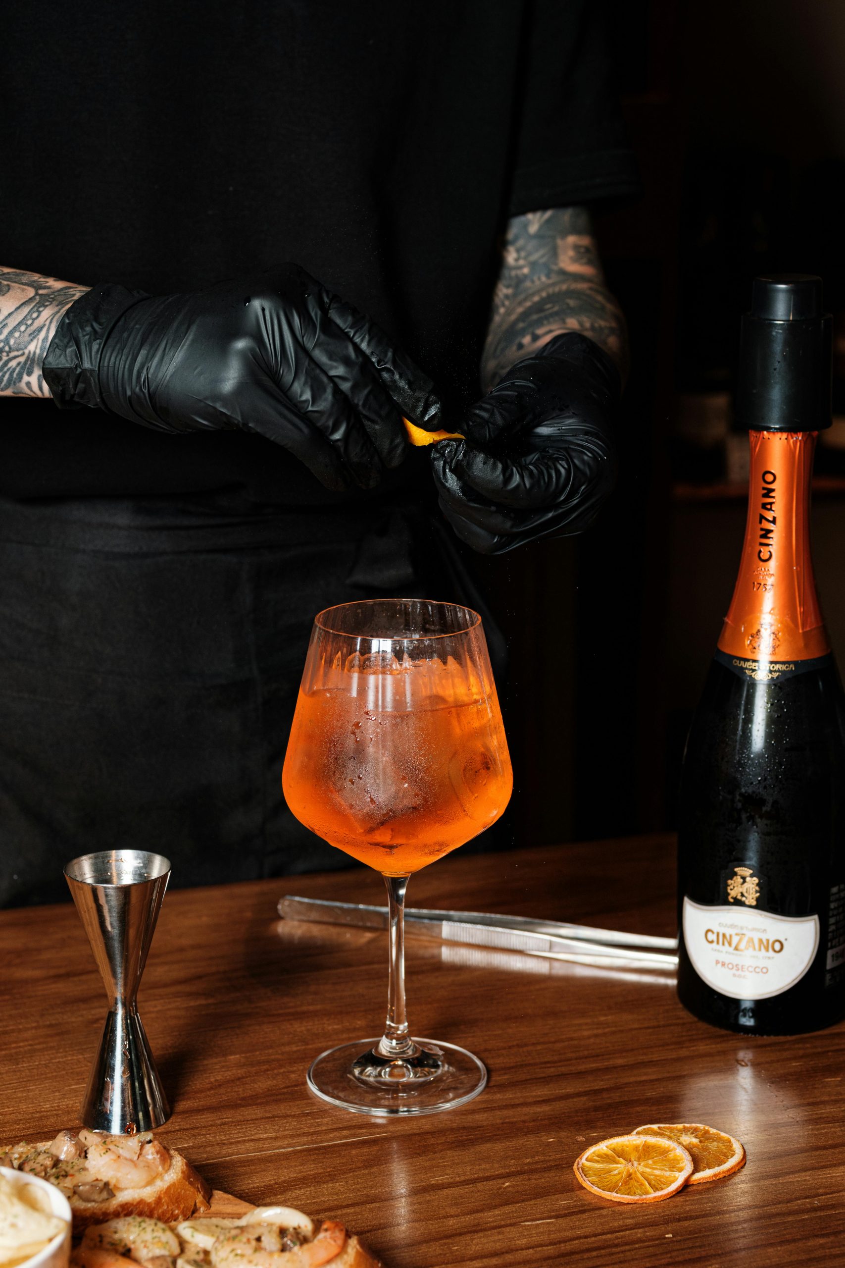 Bars serving Cinzano Bianco