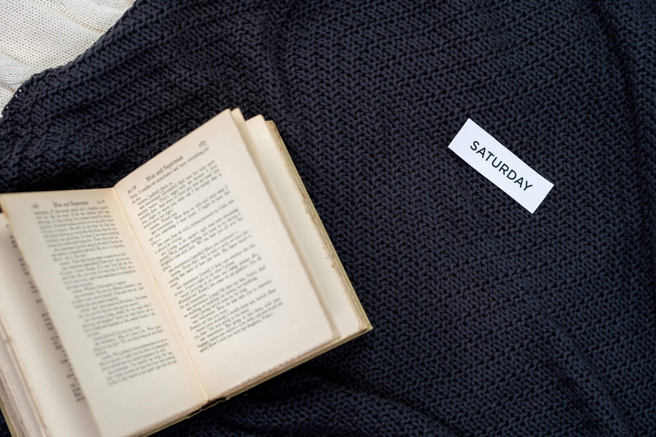 [New] Cosy Genre Fiction book group in London