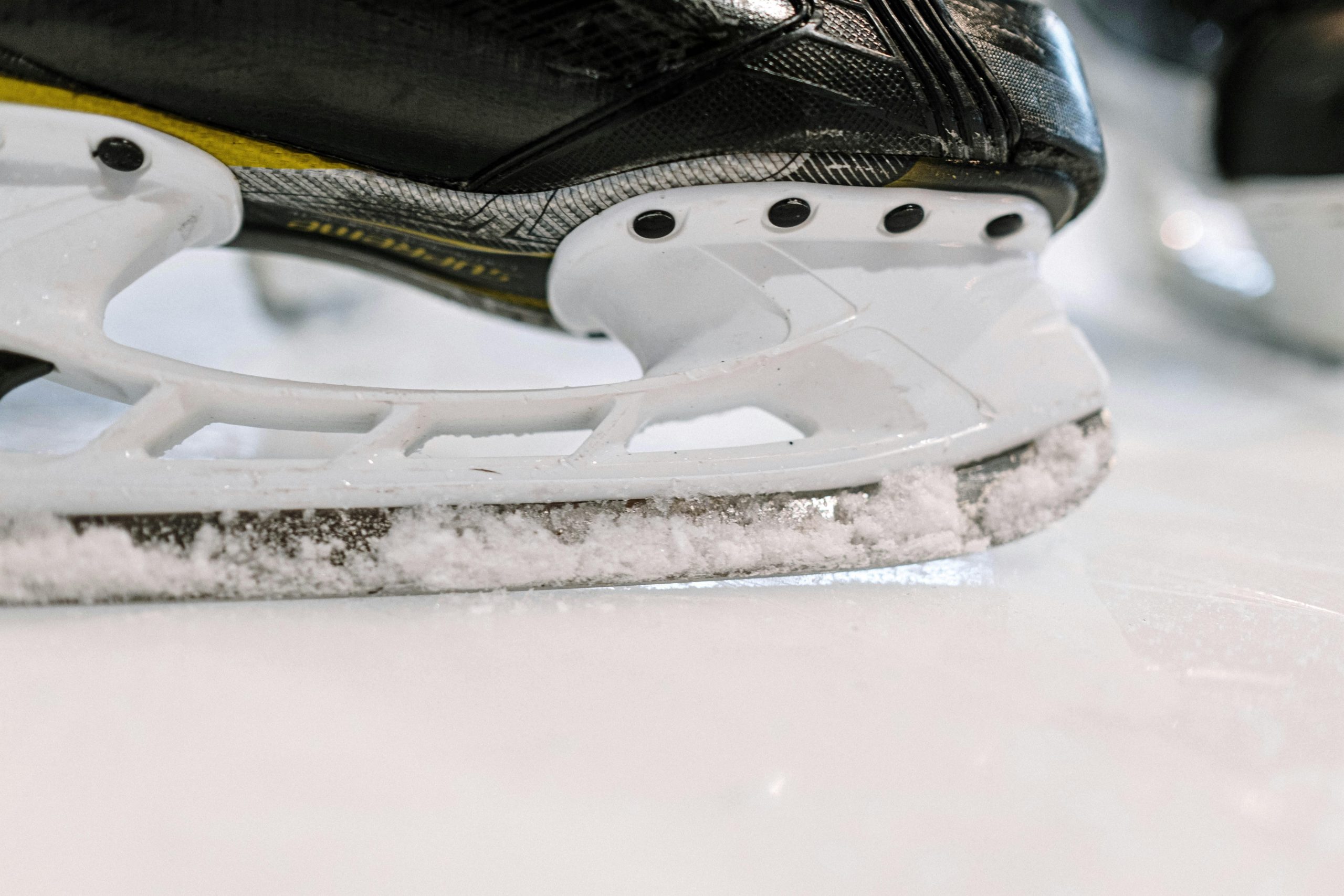 Where to play ice hockey in London