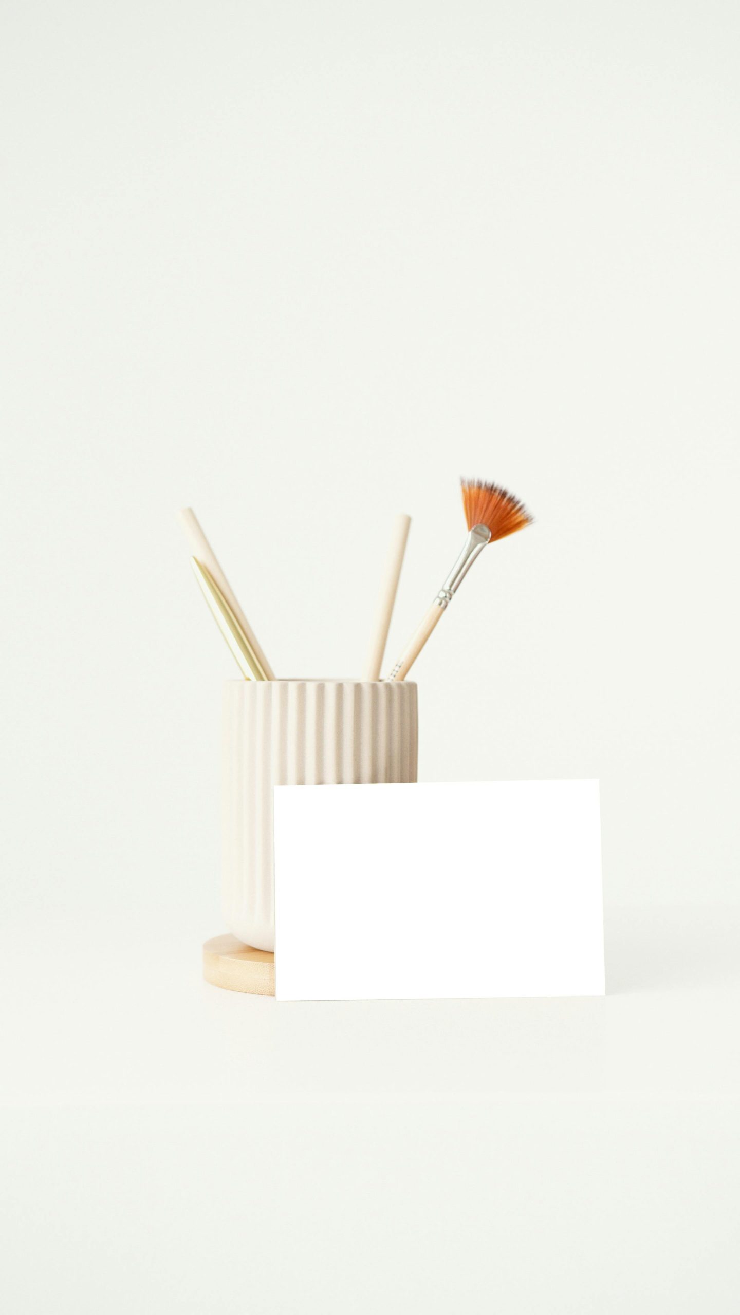 Lost card holder in Marylebone