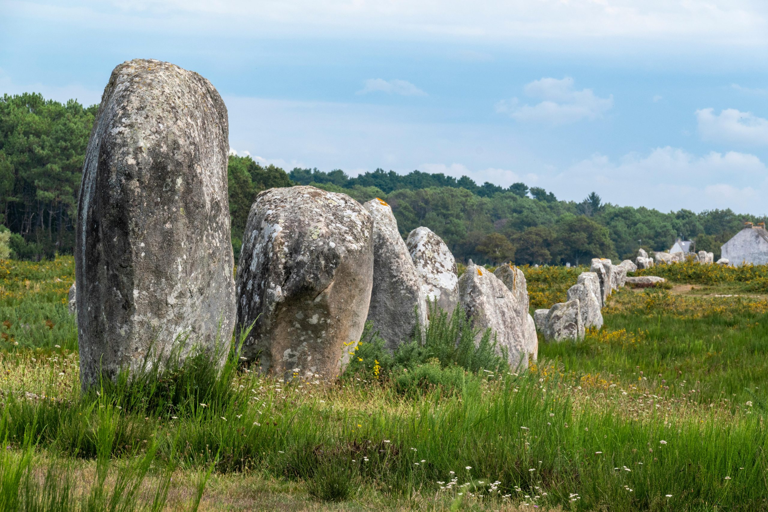Ancient monuments to recommend in place of Stonehenge