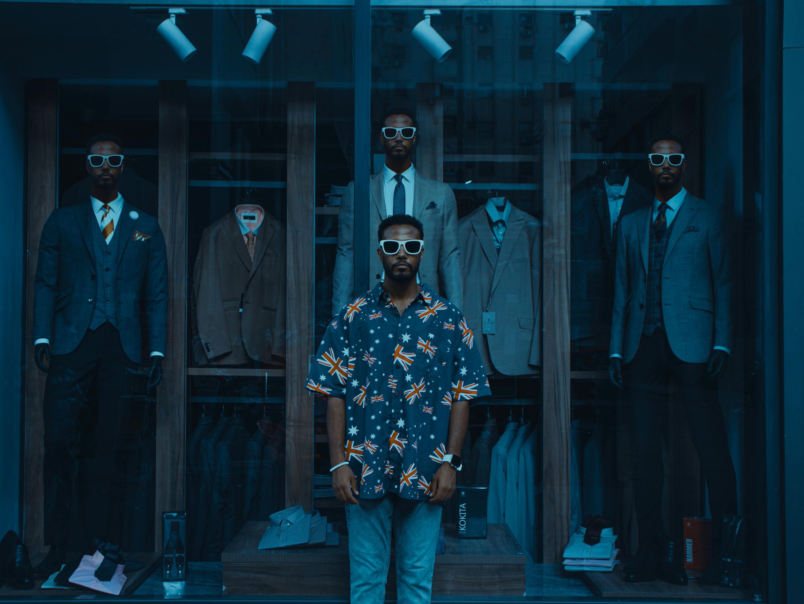 Are there any menswear stores in London that stock SEH Kelly clothes?
