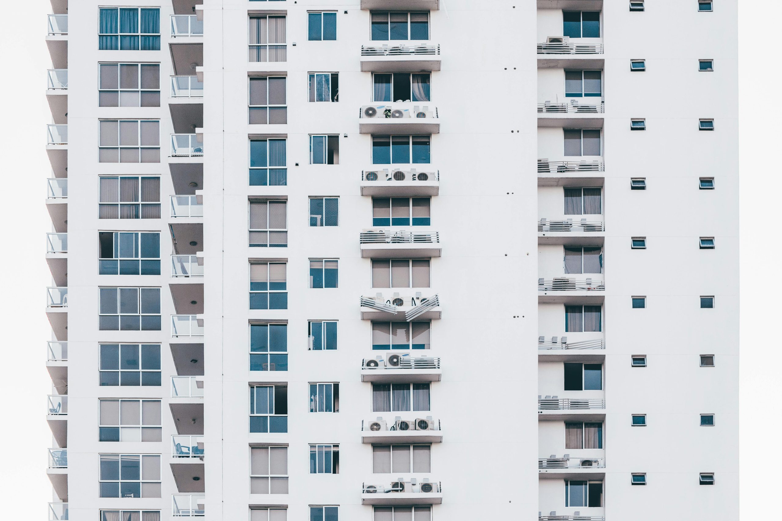 London Boroughs: Changes in Flat and Property Prices from January 2020 to May 2025