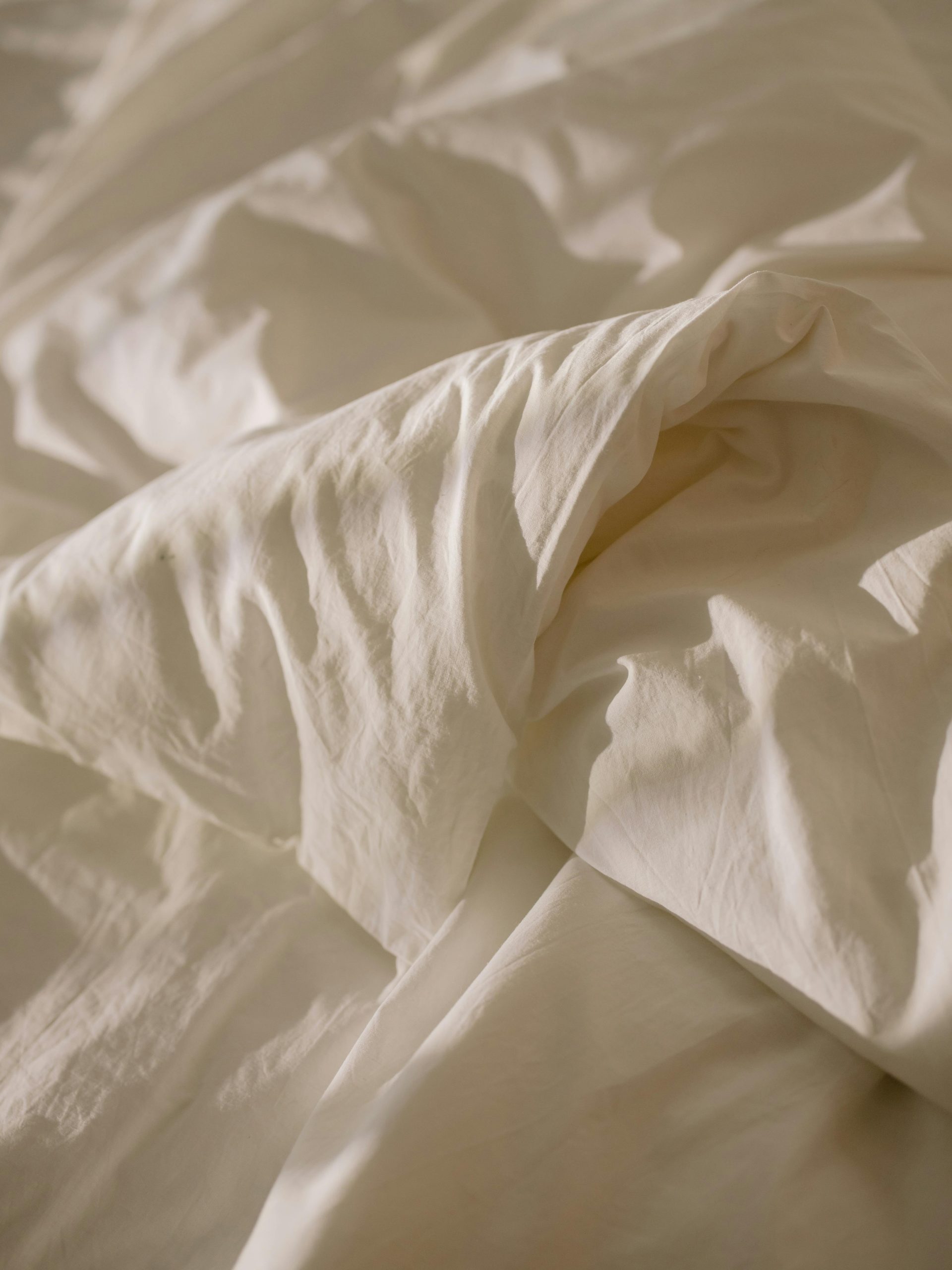 Found blood on hotel sheets (Zedwell Greenwich) – Would you accept this ‘compensation’?