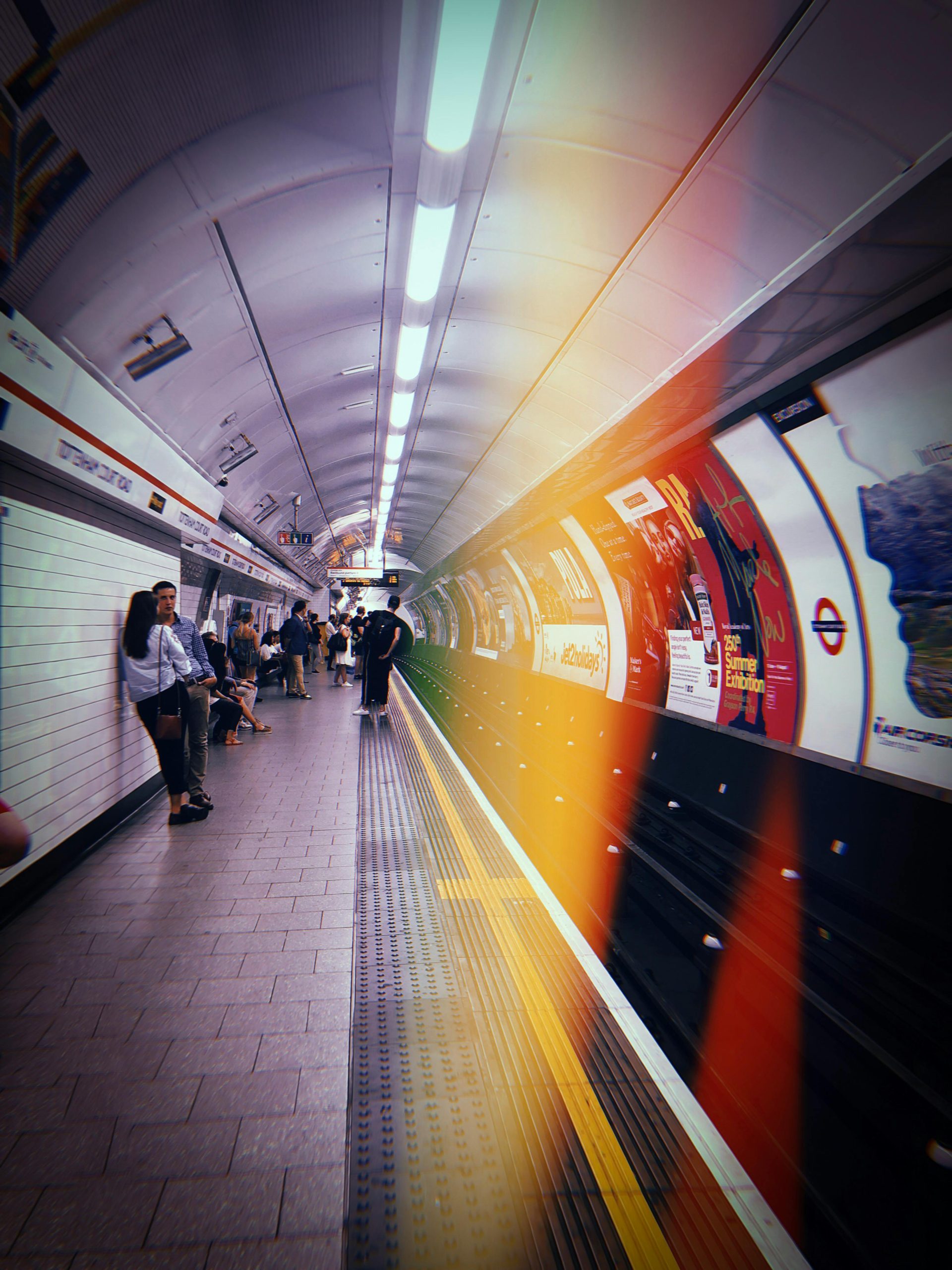 Rail worker squirted in face with chemical substance in horror attack at busy London train station