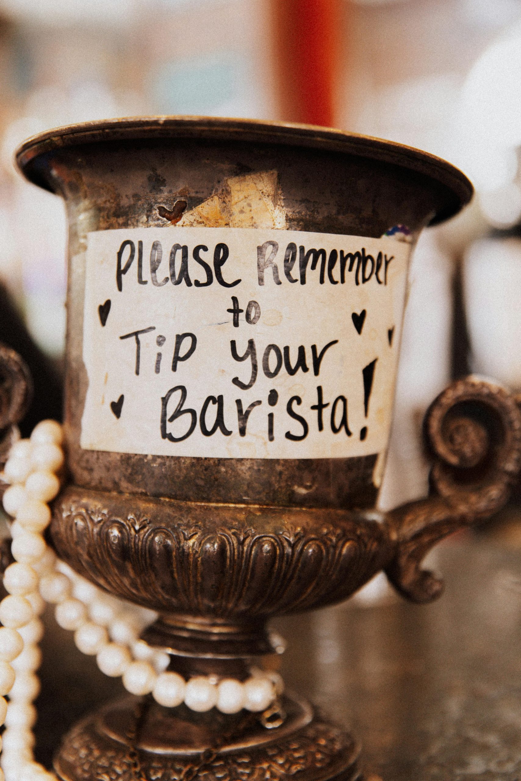 Handwritten note cafe confrontation