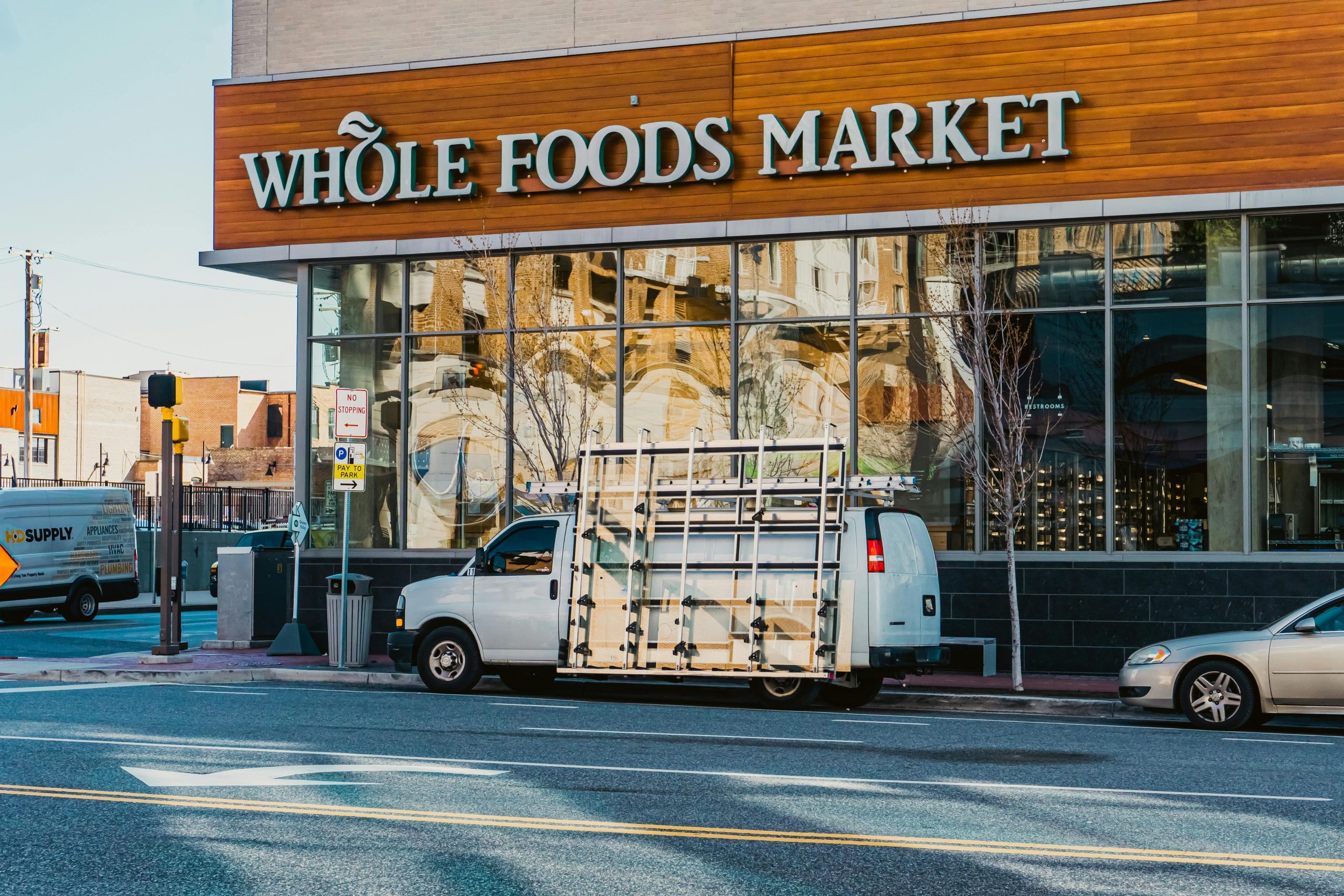 Sign the Petition – Stop Amazon From Turning Queensway Market into a Whole Foods