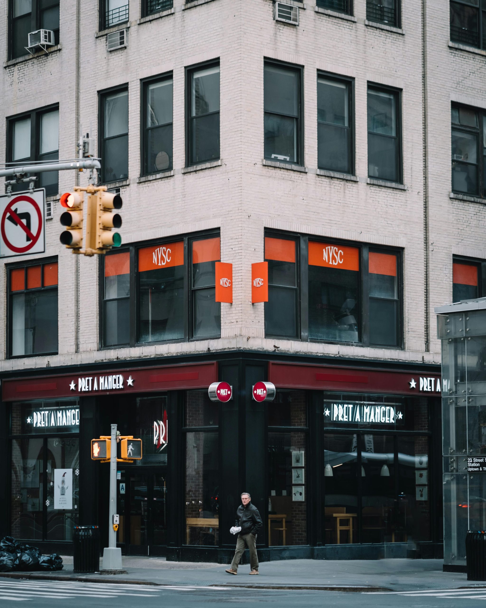 can someone explain the Pret a Manger phenomenon?