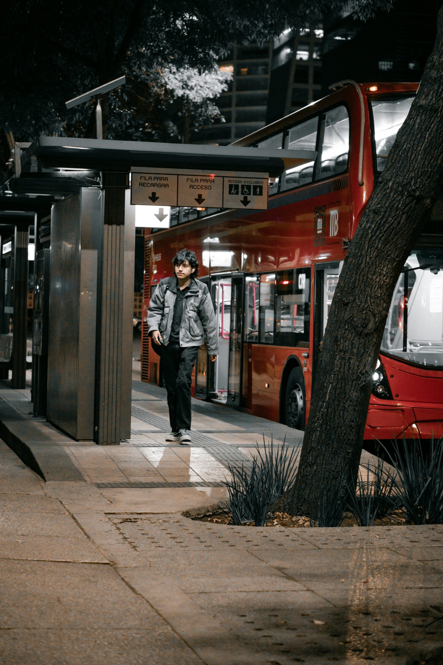 Is there any live bus tracker for TFL?