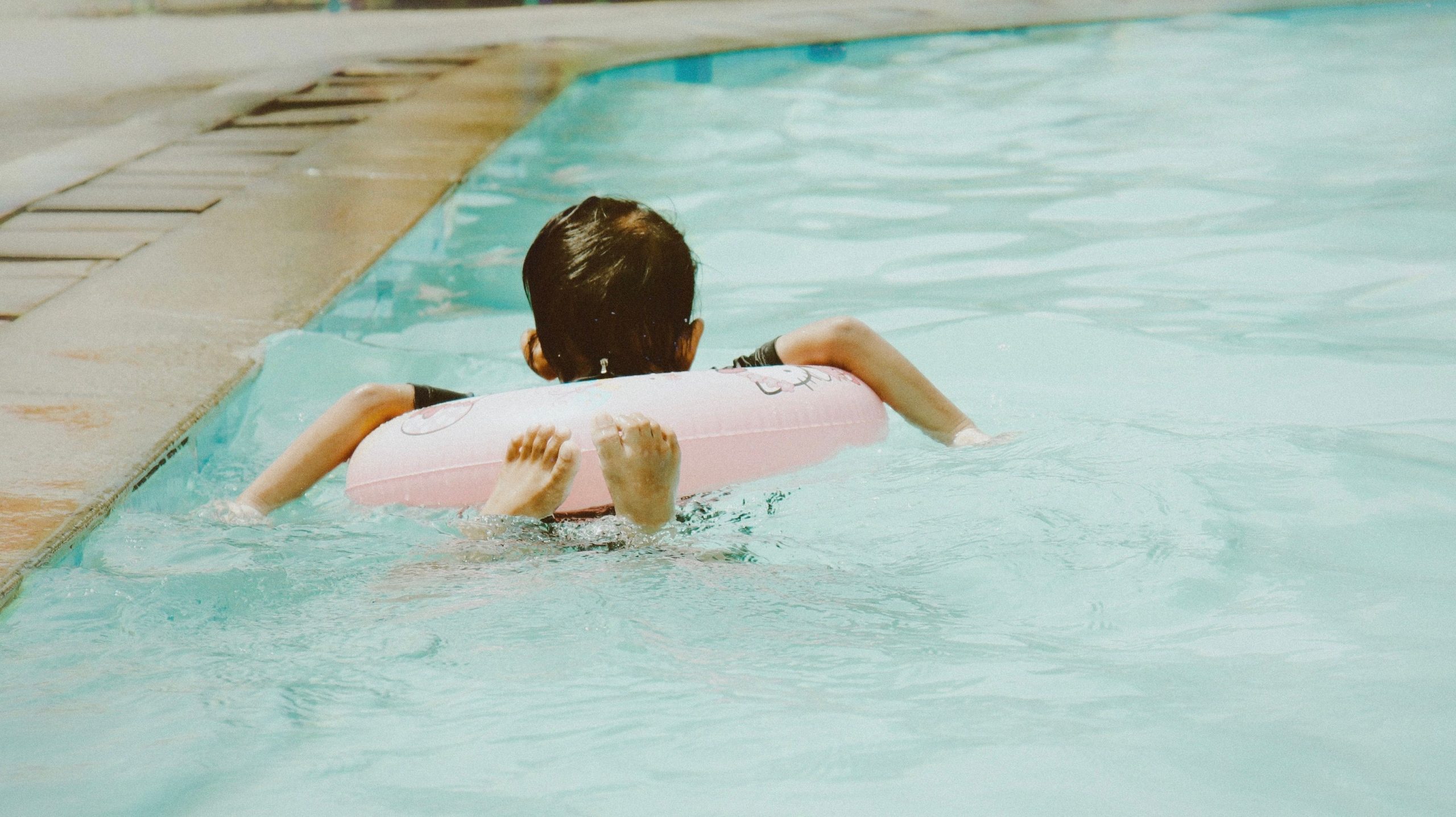 Warmest kids pools in (North) London?