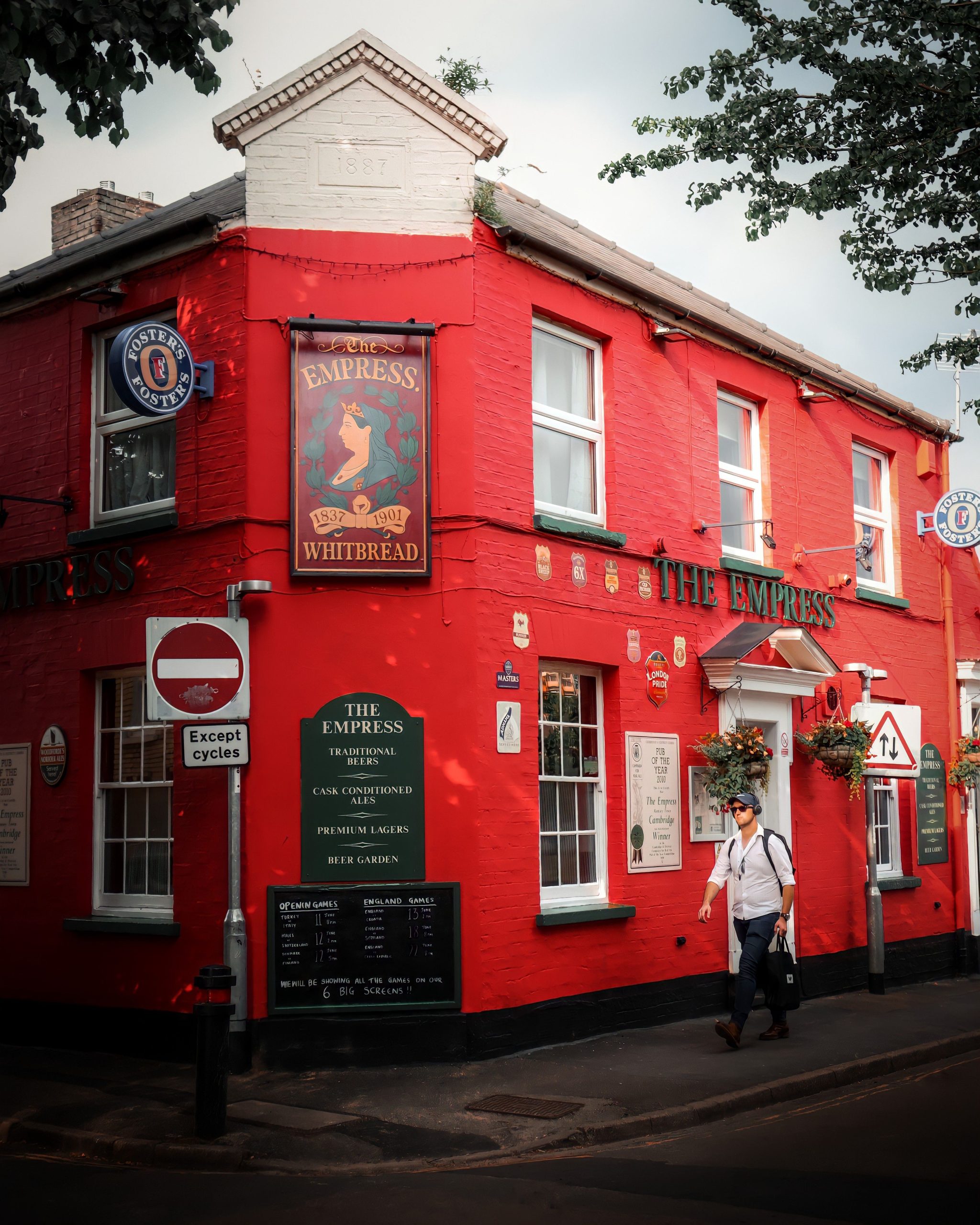 We completed a 24-hour pub crawl around every London borough.
