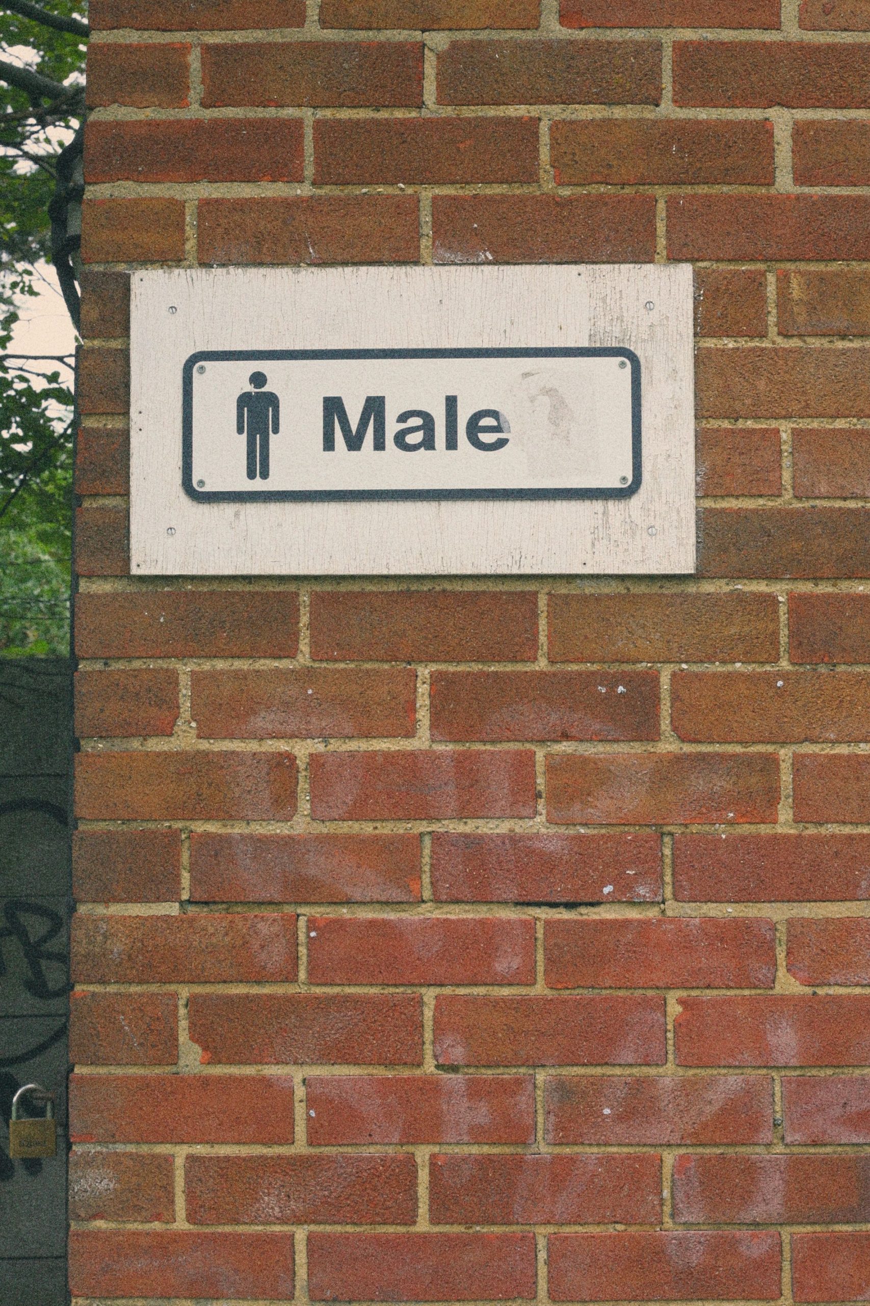 After Years of Closed Old Public Toilets in Clerkenwell, Someone Is Finally Taking Action (Scroll)